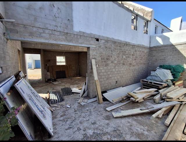 3 BEDROOM HOUSE FOR SALE IN LAMPIESBAAI